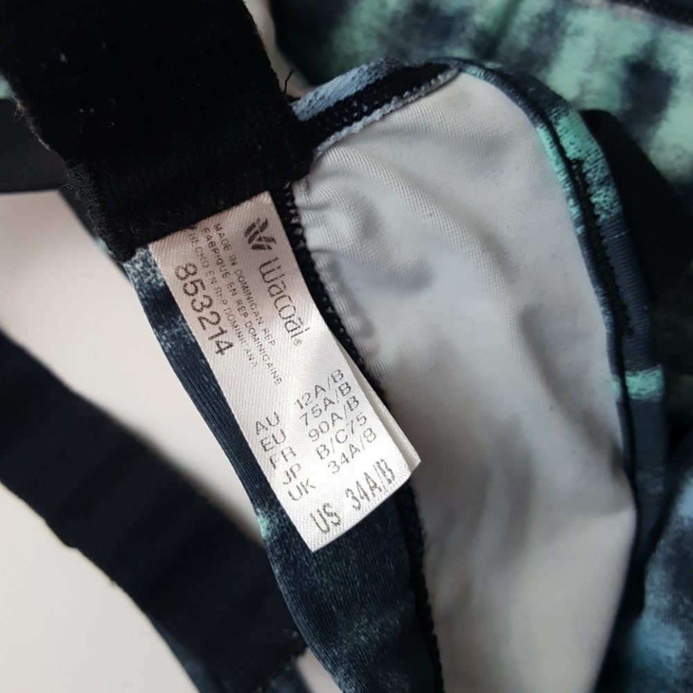 Sports bra bundle - Picture 3 of 4